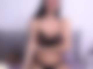 Thayra's Live Sex Cam Show