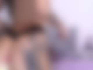 Thayra's Live Sex Cam Show