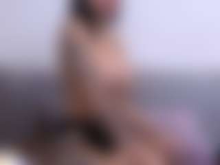 Thayra's Live Sex Cam Show