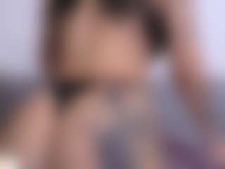 Thayra's Live Sex Cam Show