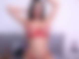 Thayra's Live Sex Cam Show
