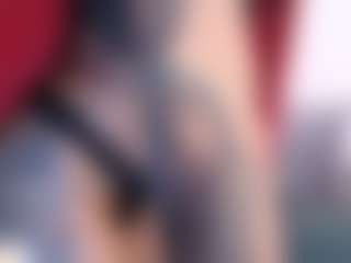 Live cam show with Thayra - Pornstar Public on TastyBlacksLive