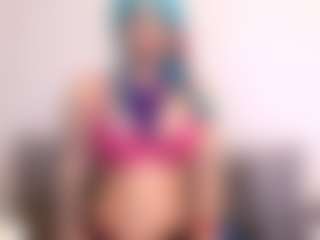 Live cam show with Thayra - Athletic on boobsie.com
