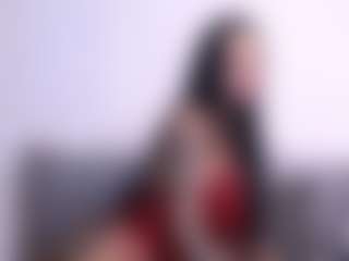 Thayra's Live Sex Cam Show