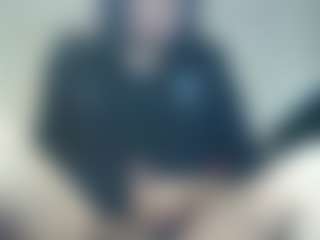 kiltro27's Live Sex Cam Show