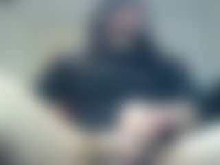 kiltro27's Live Sex Cam Show