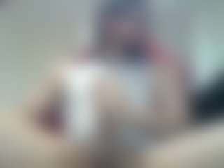 kiltro27's Live Sex Cam Show