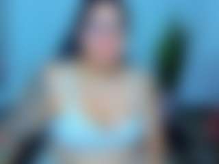 sharoonhills's Live Sex Cam Show