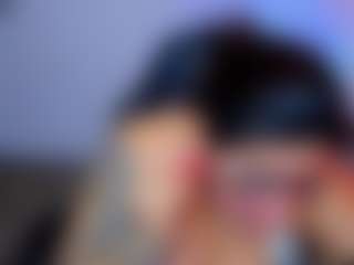 Live cam show with sharoonhills - Moaning on studioflirtlive.com