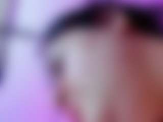 Live cam show with sharoonhills - Moaning on liverealitysex.com