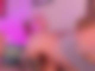 Live cam show with Tammara uwu - HD on Camsoda