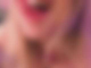 Live cam show with Tammara uwu - Deepthroat on SpunkLive