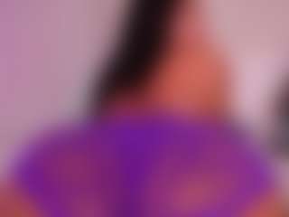 Live cam show with EmilyBell - Big Tits on madthumbs