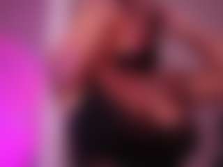 EmilyBell's Live Sex Cam Show