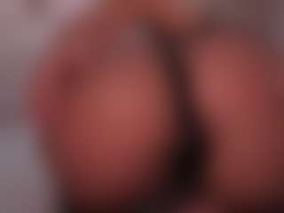 EmilyBell's Live Sex Cam Show