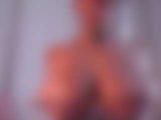 Live cam show with EmilyBell - Spank Curvy on Uber Horny