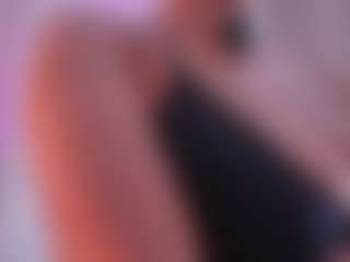 EmilyBell's Live Sex Cam Show