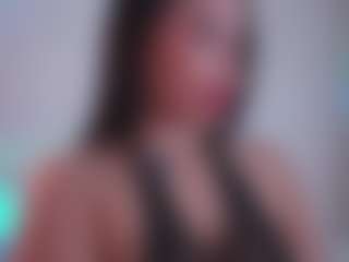 Live cam show with EmilyBell - Double Penetration on sexylive.show
