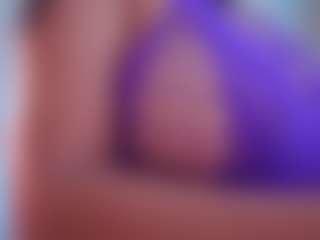 EmilyBell's Live Sex Cam Show