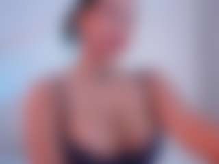 EmilyBell's Live Sex Cam Show