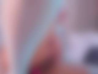 EmilyBell's Live Sex Cam Show