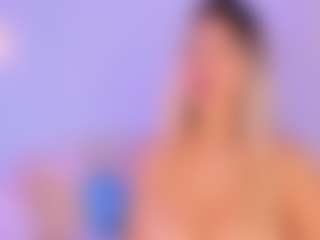 Live cam show with Lilii Moon - Blondie on CamClone