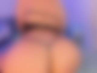 Lilii Moon's Live Sex Cam Show