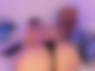 Live cam show with Lilii Moon - Creampie on LiveSexCams6