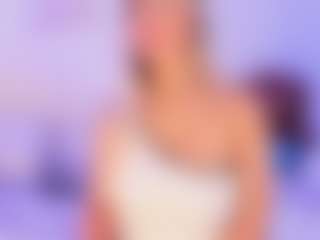 Live cam show with Lilii Moon - Blondie on Camsoda Late Night