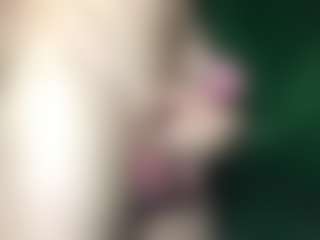 Live cam show with maxdex - Bedroom on liverealitysex.com