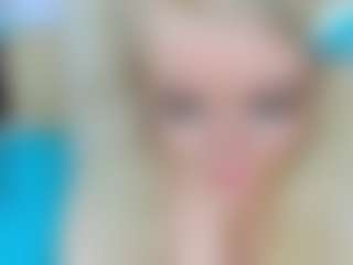 Live cam show with christinaxxx - Nipple Play on Fling VIP Chat