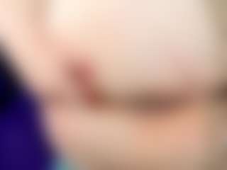 Live cam show with Iwazsoaking - Granny on boobsie.com