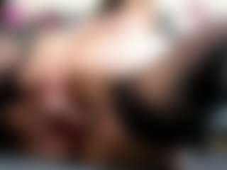 Live cam show with Iwazsoaking - Belly on Mixed Magazine Live