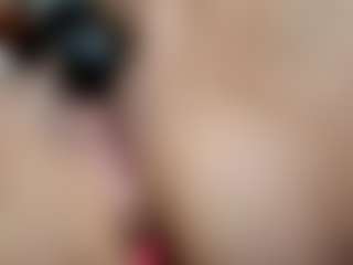 Iwazsoaking's Live Sex Cam Show