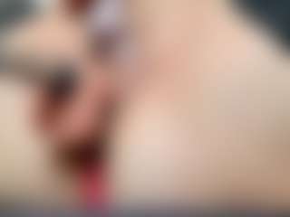 Iwazsoaking's Live Sex Cam Show
