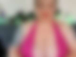 Live cam show with Iwazsoaking - Senior on testsause.com