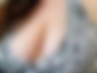 Live cam show with Iwazsoaking - Hairy on Cam Slut