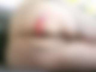 Live cam show with Iwazsoaking - Smoking on Camsoda