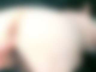 Iwazsoaking MILF webcam performer live streaming