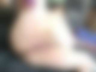 Live cam show with Iwazsoaking - Hairy Pussy on Hubzter Live