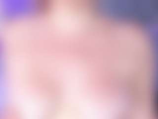 naughty-flower MILF webcam performer live streaming