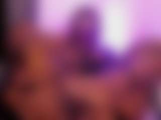 Live cam show with emiilyrosee - Ebony on Camsoda | colombia