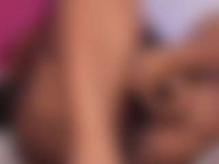 Live cam show with emiilyrosee - Fetish on AdultVida.com