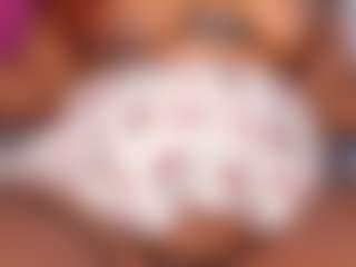 Live cam show with emiilyrosee - Fetish on Dolls Live