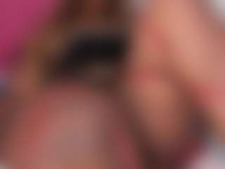 Live cam show with emiilyrosee - Ebony on intimatelivegirls.com | colombia