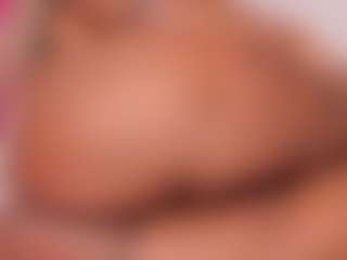 Live cam show with emiilyrosee - Hairy Pussy on Lustler
