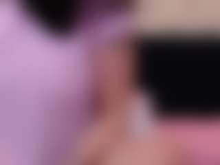 Live cam show with HessaHessy - Brown Hair on SquirtSoMuch
