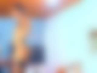 queenaliice's Live Sex Cam Show