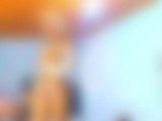 Live cam show with queenaliice - Tiny Tits on Gym Cam Girls