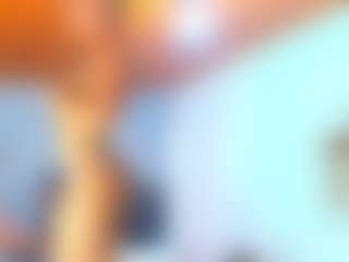 Live cam show with queenaliice - Tiny Tits on Camsoda